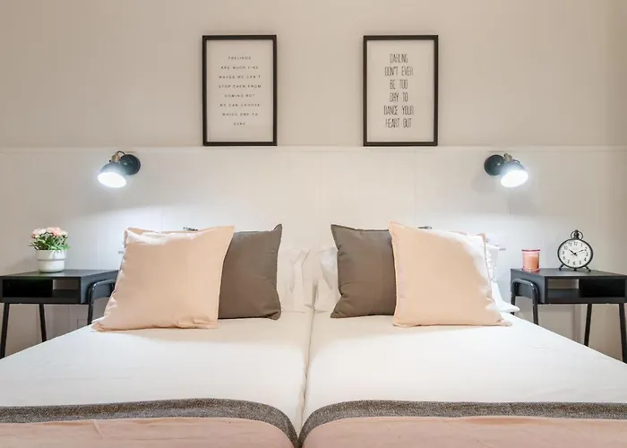 Amplio Y Recien Reformado En Indautxu Apartment