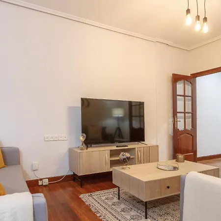 Apartamento Amplio Y Recién Reformado En Indautxu Bilbao