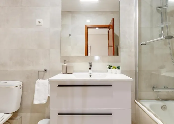 Appartement Amplio Y Recien Reformado En Indautxu Bilbao