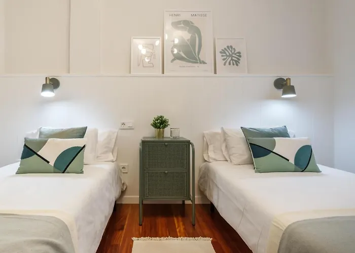 Amplio Y Recien Reformado En Indautxu * Bilbao