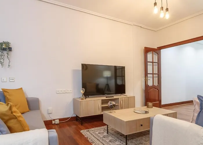 Appartement Amplio Y Recien Reformado En Indautxu Bilbao