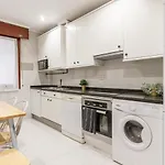 Daire Amplio Y Recien Reformado En Indautxu Bilbao